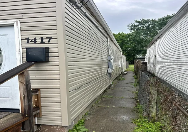 3rd image of 1417 S 8Th St, Louisville, KY 40208 | MLS# 26008443