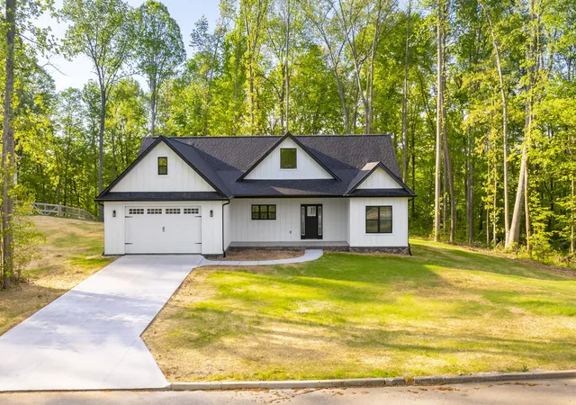 Photo 4 of Sale Pending at 22 E Golden Is, Nancy, KY 42544 | MLS# 26009267 | Listing updated on 2026-09-21