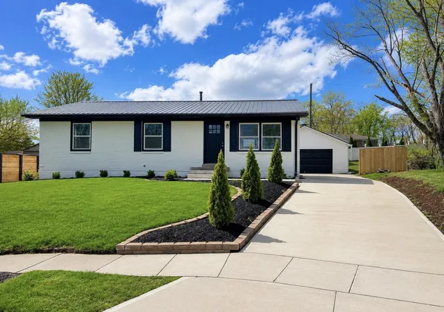 Photo 1 of Single family home for sale at 714 Biskoff Ct, Lexington, KY 40505 | MLS# 26008771 | Listing updated on 2026-09-28