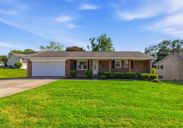 Homes for sale in Somerset, KY | 125 Military Rd, Somerset, KY 42503 | MLS# 26008548