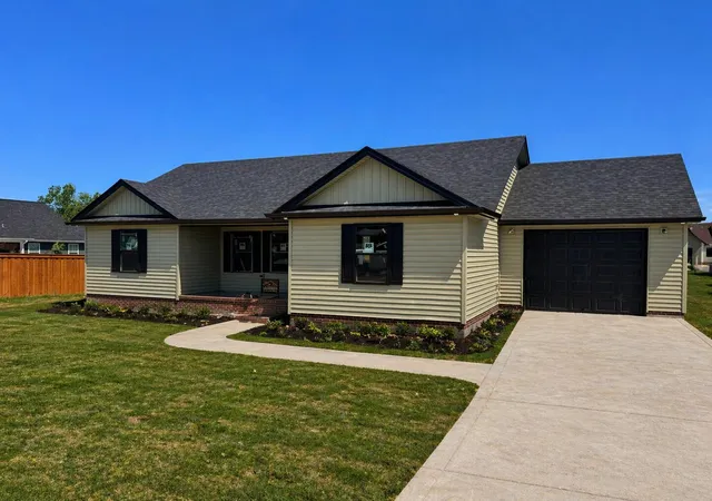 Homes for sale in Junction City, KY | 119 Knob View Tr, Junction City, KY 40440 | MLS# 26008539
