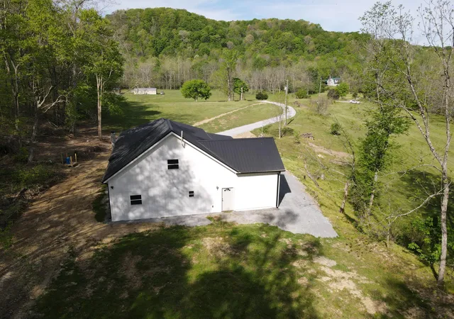 4th image of 2748 Damron Creek Rd, Russell Springs, KY 42642 | MLS# 26008616