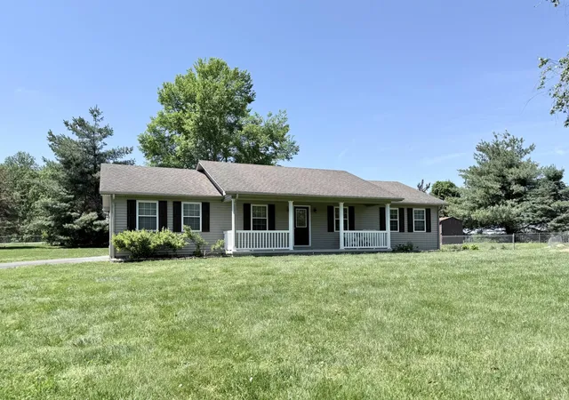 Photo 1 of Sale Pending at 44 Windswept Ln, Russell Springs, KY 42642 | MLS# 26008681 | Listing updated on 2026-04-27