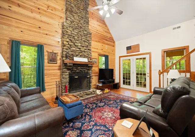 Homes for sale in Burnside, KY | 395 Stoneybrook Rd, Burnside, KY 42519 | MLS# 26009515
