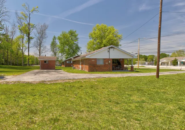 Homes for sale in Stanton, KY | 681 E College Ave, Stanton, KY 40380 | MLS# 26008726