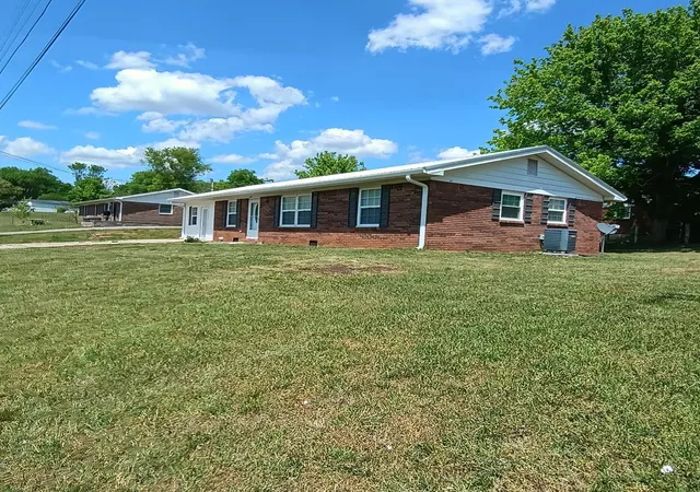 Homes for sale in Monticello, KY | 323 Tennessee Ave, Monticello, KY 42633 | MLS# 26008987