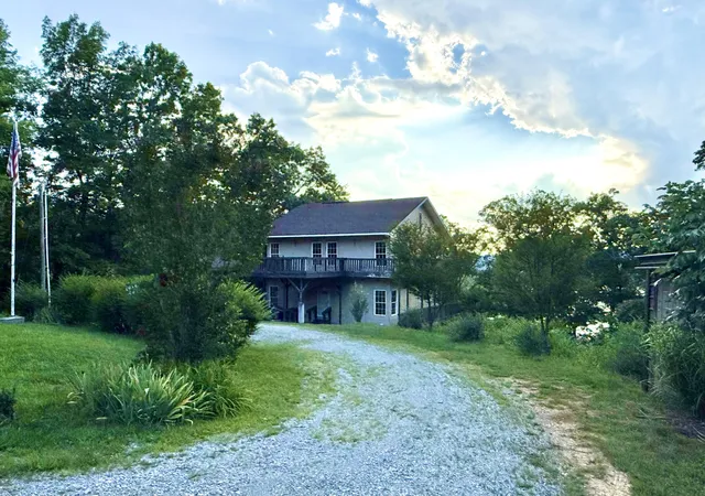 Homes for sale in Monticello, KY | 340 Hunters Paradise Rd, Monticello, KY 42633 | MLS# 26009287
