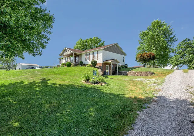 4th image of 2815 Nest Egg Rd, Mount Sterling, KY 40353 | MLS# 26009087
