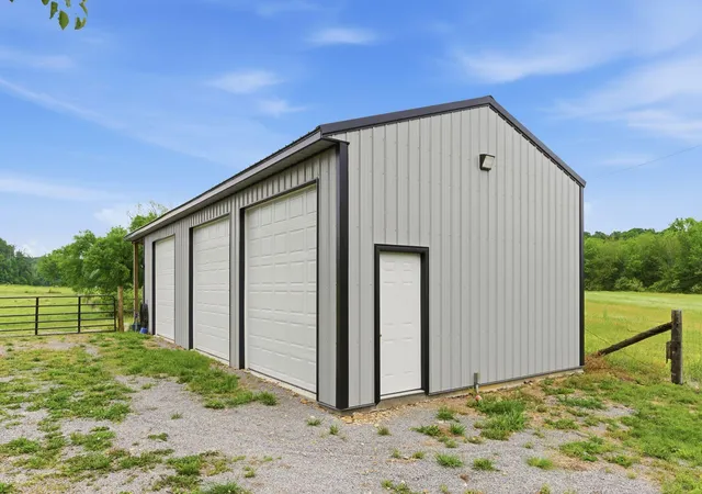 Photo 2 of Single family home for sale at 5029 S Highway 379, Jamestown, KY 42629 | MLS# 26010004 | Listing updated on 2026-09-08