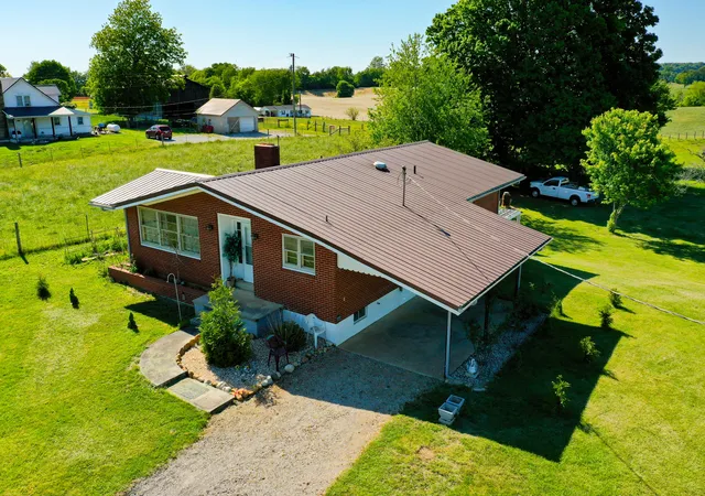 2nd image of 142 Hwy 3284, Monticello, KY 42633 | MLS# 26010443