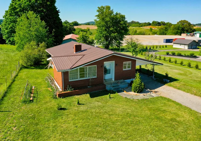 3rd image of 142 Hwy 3284, Monticello, KY 42633 | MLS# 26010443
