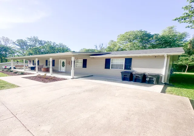 Homes for sale in Jamestown, KY | 529 Dabney Dr, Jamestown, KY 42629 | MLS# 26009152