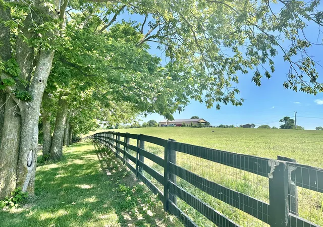 Photo 1 of Single family home for sale at 2308 Evans Ml Rd, Lexington, KY 40515 | MLS# 26009331 | Listing updated on 2026-05-05