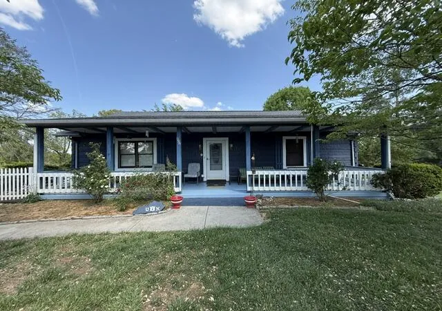 Homes for sale in Nancy, KY | 402 Westwood Dr, Nancy, KY 42544 | MLS# 26009252