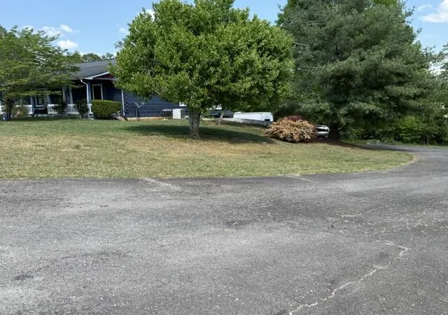 Homes for sale in Nancy, KY | 402 Westwood Dr, Nancy, KY 42544 | MLS# 26009252
