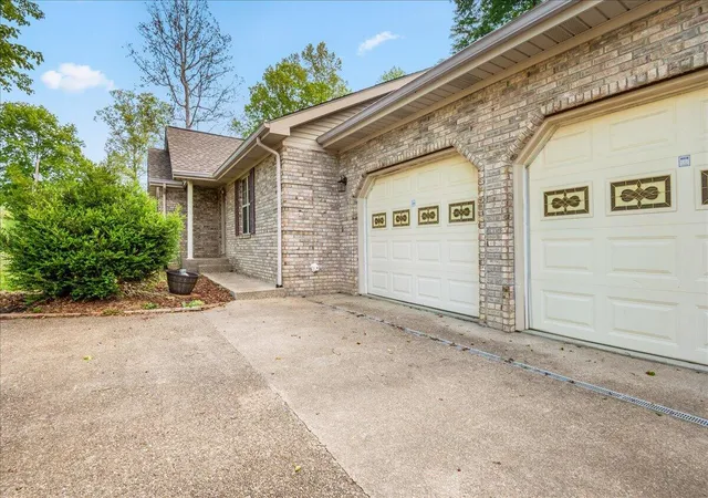 Homes for sale in Corbin, KY | 7620 Todd St, Corbin, KY 40701 | MLS# 26009306