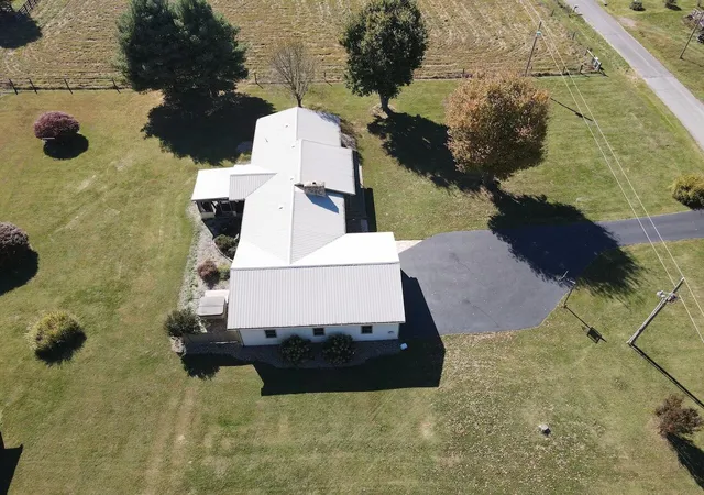 3rd image of 544 Miller-Short Rd, Russell Springs, KY 42642 | MLS# 26009521