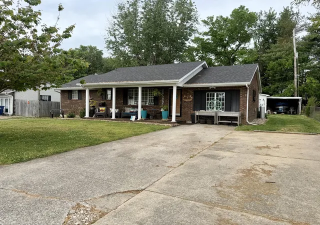 Homes for sale in Somerset, KY | 5006 Beechwood Dr, Somerset, KY 42501 | MLS# 26009723