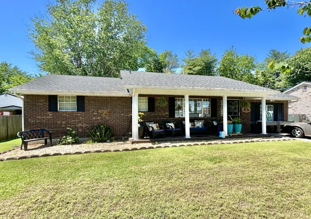 Homes for sale in Somerset, KY | 5006 Beechwood Dr, Somerset, KY 42501 | MLS# 26009723