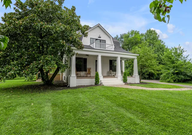 Photo 3 of Sale Pending at 2775 Paris Pike, Lexington, KY 40511 | MLS# 26009629 | Listing updated on 2026-09-15