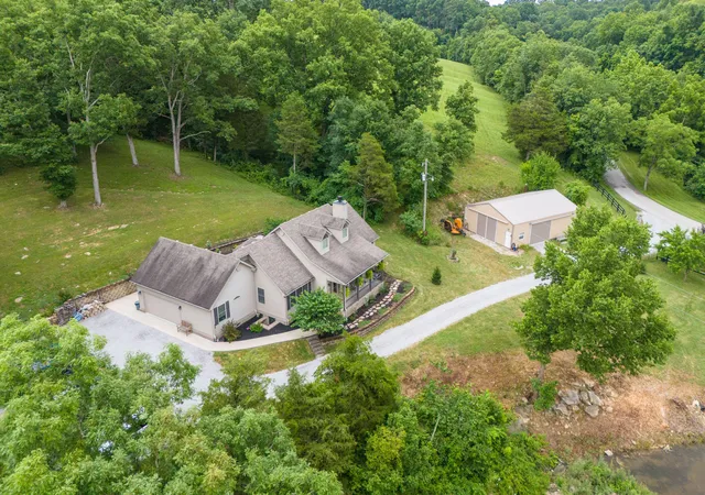 Homes for sale in Stamping Ground, KY | 352 Suterville Rd, Stamping Ground, KY 40379 | MLS# 26009445