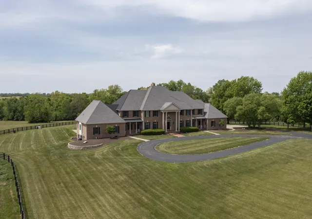 1st image of 4664 Lexington Rd, Winchester, KY 40391 | MLS# 26009631
