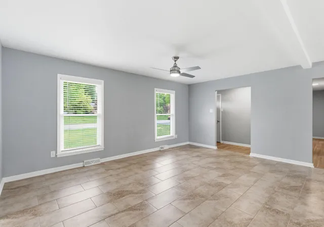 Homes for sale in Versailles, KY | 168 Peachtree Dr, Versailles, KY 40383 | MLS# 26009534