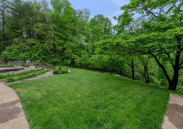 Photo 4 of Single family home for sale at 150 Pine Hl Dr, Morehead, KY 40351 | MLS# 26009551 | Listing updated on 2026-07-07