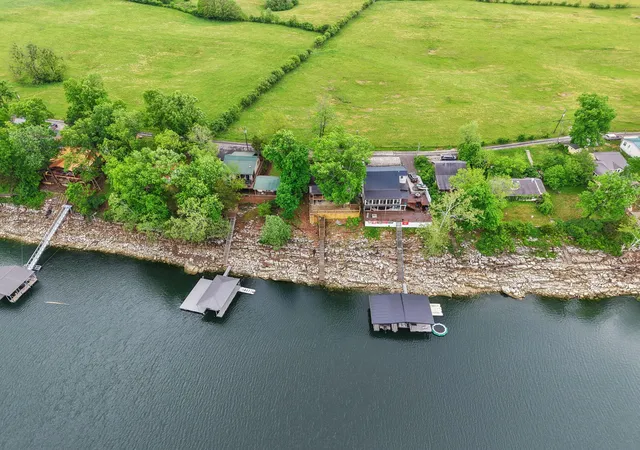 Homes for sale in Lancaster, KY | 1076 Carry Nation Rd, Lancaster, KY 40444 | MLS# 26009739