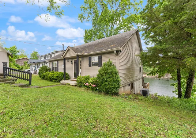Homes for sale in Lancaster, KY | 1076 Carry Nation Rd, Lancaster, KY 40444 | MLS# 26009739
