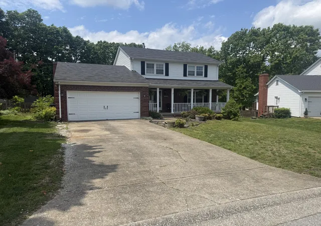 Homes for sale in Versailles, KY | 119 Ridge Rd, Versailles, KY 40383 | MLS# 26009695