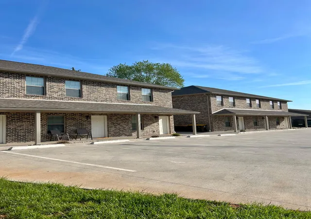 1st image of 194 Fairway Ln #A, B, C, Somerset, KY 42503 | MLS# 26010383