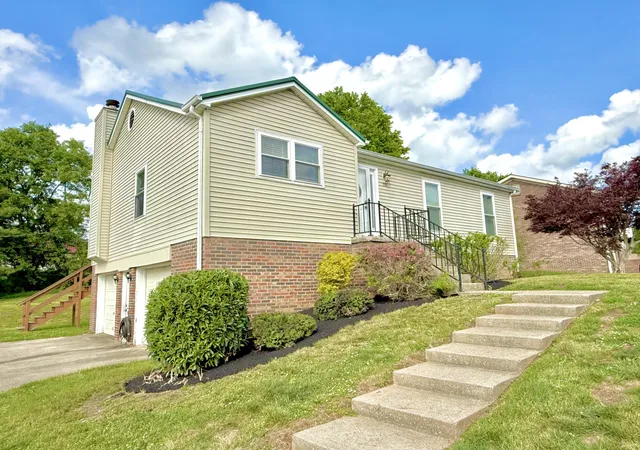 Photo 3 of Single family home for sale at 193 Candlewood Dr, Danville, KY 40422 | MLS# 26009689 | Listing updated on 2026-05-20