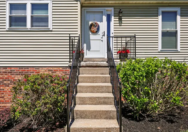 Photo 4 of Single family home for sale at 193 Candlewood Dr, Danville, KY 40422 | MLS# 26009689 | Listing updated on 2026-05-20