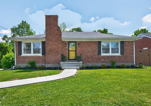 Photo 1 of Single family home for sale at 109 Longview Dr, Richmond, KY 40475 | MLS# 26009833 | Listing updated on 2026-06-11