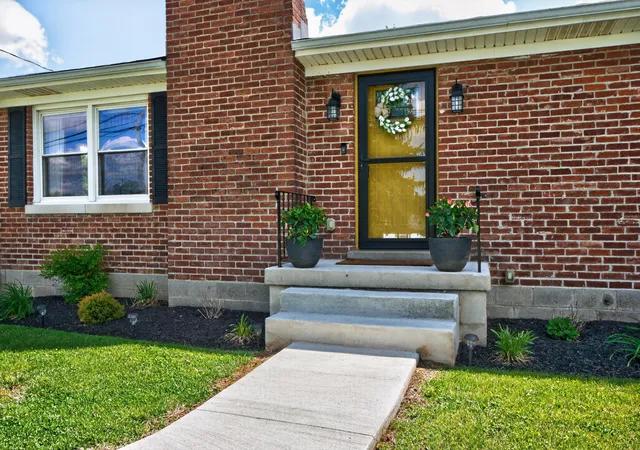 Photo 3 of Single family home for sale at 109 Longview Dr, Richmond, KY 40475 | MLS# 26009833 | Listing updated on 2026-06-11
