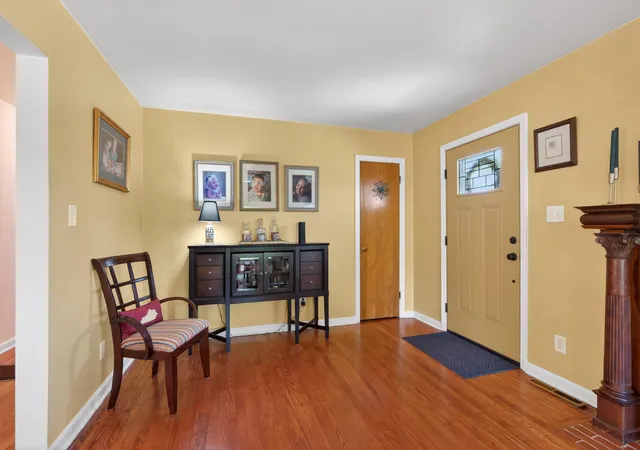 Photo 3 of Single family home for sale at 109 Longview Dr, Richmond, KY 40475 | MLS# 26009833 | Listing updated on 2026-06-11