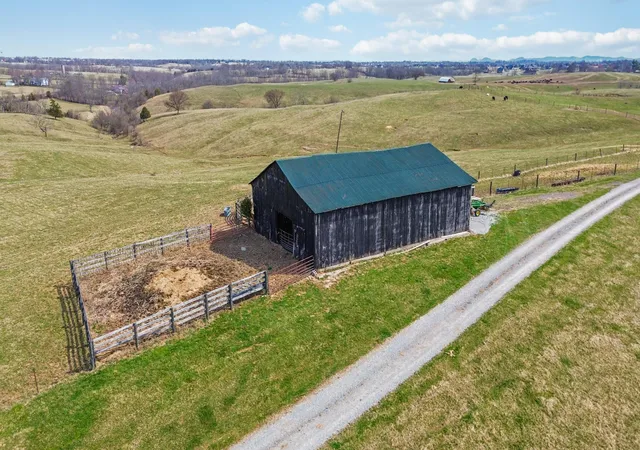 1st image of 1630 Richmond Rd, Berea, KY 40403 | MLS# 26009789