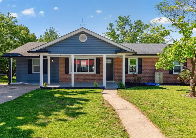 Photo 1 of Single family home for sale at 504 Barberry Ln, Nicholasville, KY 40356 | MLS# 26018833 | Listing updated on 2026-09-06