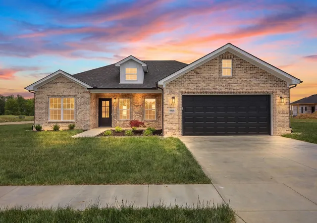Homes for sale in Richmond, KY | 105 Choctaw Trl, Richmond, KY 40475 | MLS# 26009997