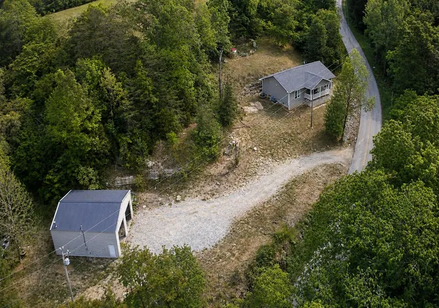 Homes for sale in Monticello, KY | 980 State Hwy 1009, Monticello, KY 42633 | MLS# 26010003