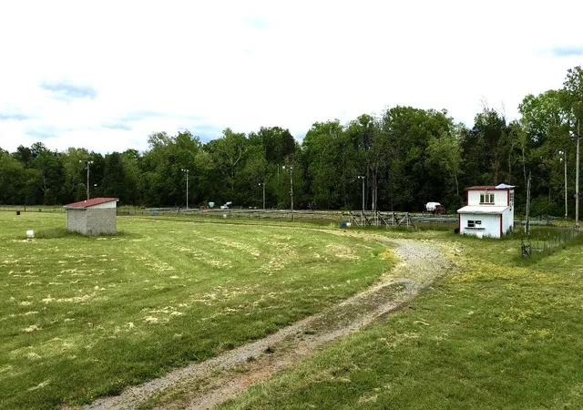 2nd image of 1 Yates Rd, Stanford, KY 40484 | MLS# 26010029