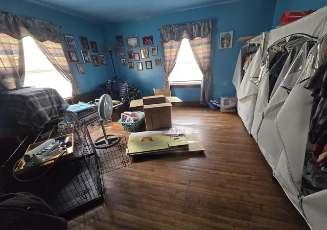 4th image of 2002 Winchester Ave, Middlesboro, KY 40965 | MLS# 26010030