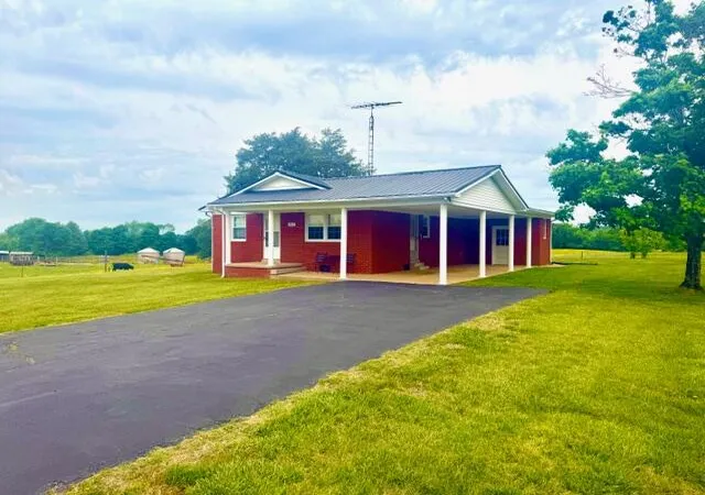 Homes for sale in Brownsville, KY | 4620 Brownsville Rd, Brownsville, KY 42210 | MLS# 26010050