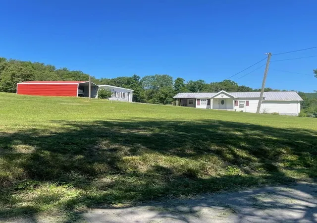 Homes for sale in Hustonville, KY | 200 Brown Hollow Rd, Hustonville, KY 40437 | MLS# 26010088