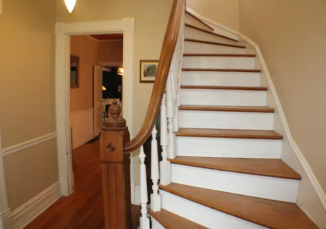 Photo 4 of Single family home for sale at 207 Arthur Hts, Middlesboro, KY 40965 | MLS# 26010558 | Listing updated on 2026-09-18