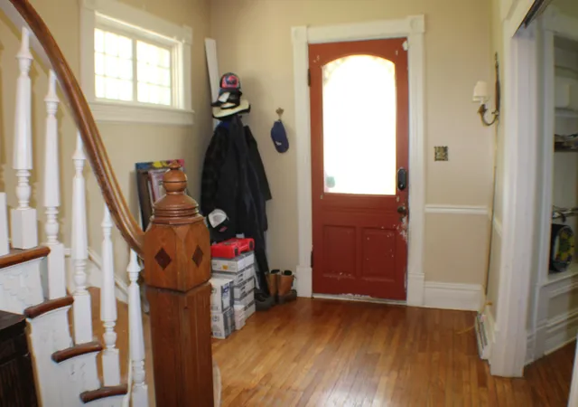 Photo 3 of Single family home for sale at 207 Arthur Hts, Middlesboro, KY 40965 | MLS# 26010558 | Listing updated on 2026-09-18
