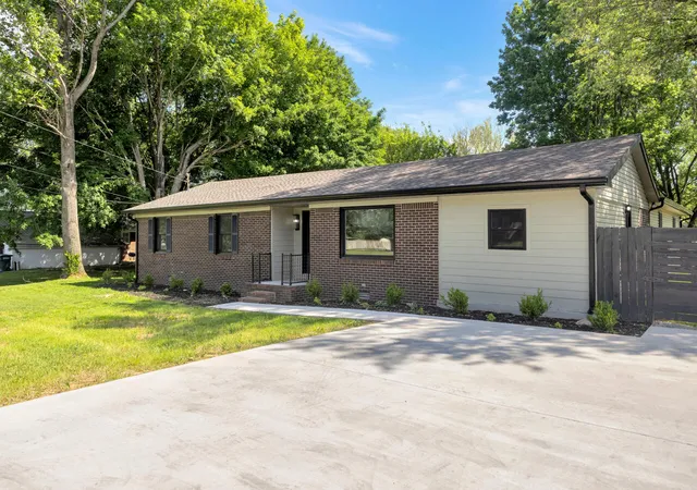 4th image of 507 Millbrooke Dr, Hopkinsville, KY 42240 | MLS# 26010236