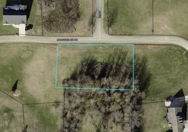 1st image of 21 Mountain Air Dr, Somerset, KY 42503 | MLS# 26010111