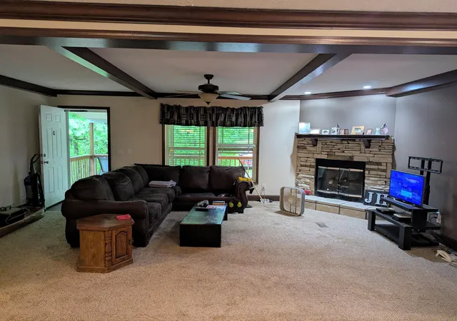 Photo 4 of Single family home for sale at 10970 Mcwhorter Rd, London, KY 40741 | MLS# 26010186 | Listing updated on 2026-05-07